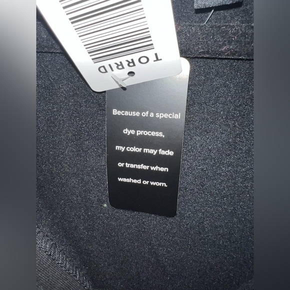 NWT Fleece V-Neck Sweatshirt. Size 00. - Picture 5 of 14